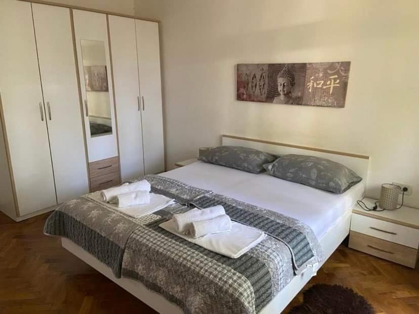 Alex Apartment Рийека Екстериор снимка