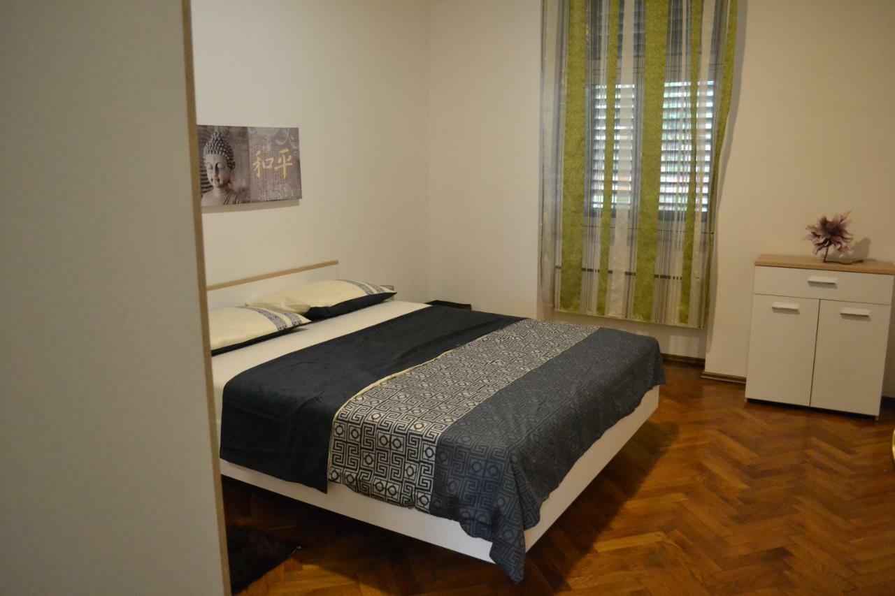 Alex Apartment Рийека Екстериор снимка