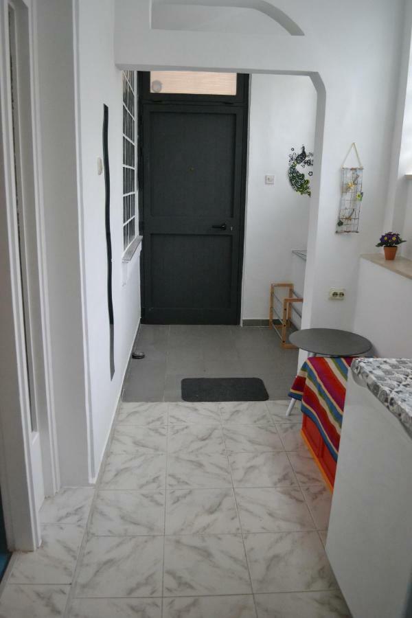 Alex Apartment Рийека Екстериор снимка
